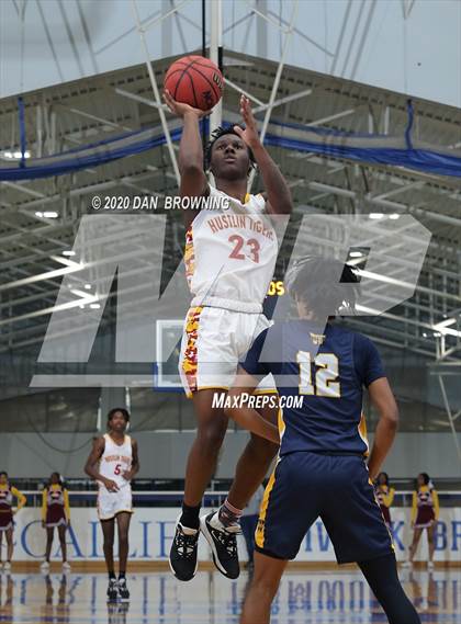 Thumbnail 3 in The Webb School vs. Howard (Dr Pepper Classic) photogallery.