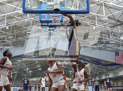 Thumbnail 3 in The Webb School vs. Howard (Dr Pepper Classic) photogallery.