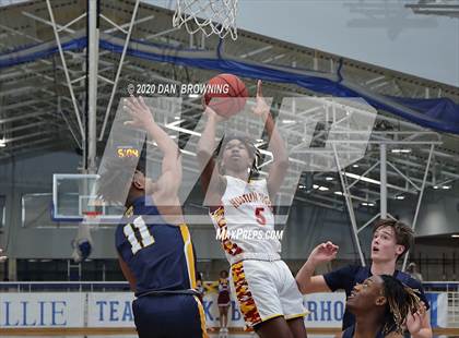 Thumbnail 1 in The Webb School vs. Howard (Dr Pepper Classic) photogallery.