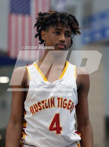 Thumbnail 3 in The Webb School vs. Howard (Dr Pepper Classic) photogallery.