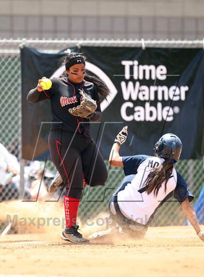 Thumbnail 1 in Venice vs. Arleta  (LA City Section D2 Final) photogallery.