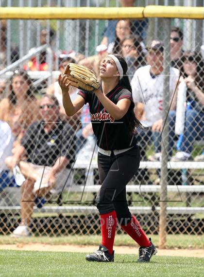 Thumbnail 1 in Venice vs. Arleta  (LA City Section D2 Final) photogallery.