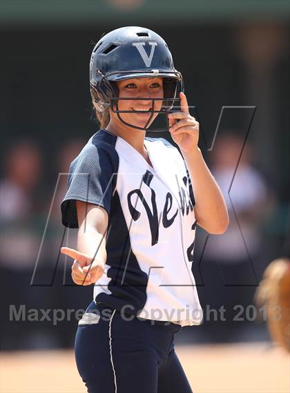 Thumbnail 1 in Venice vs. Arleta  (LA City Section D2 Final) photogallery.