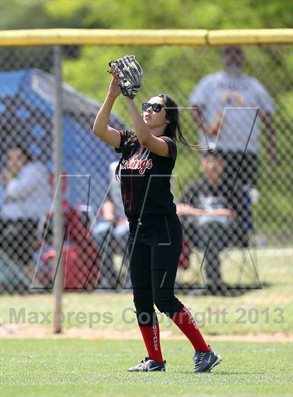 Thumbnail 3 in Venice vs. Arleta  (LA City Section D2 Final) photogallery.