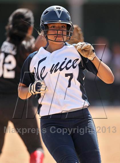 Thumbnail 1 in Venice vs. Arleta  (LA City Section D2 Final) photogallery.