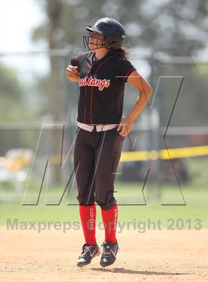 Thumbnail 3 in Venice vs. Arleta  (LA City Section D2 Final) photogallery.