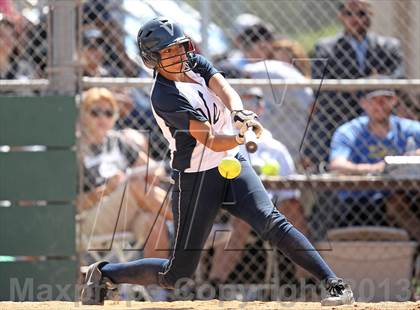 Thumbnail 3 in Venice vs. Arleta  (LA City Section D2 Final) photogallery.