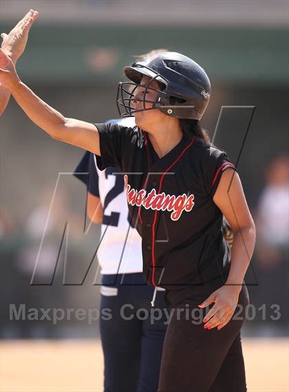 Thumbnail 1 in Venice vs. Arleta  (LA City Section D2 Final) photogallery.