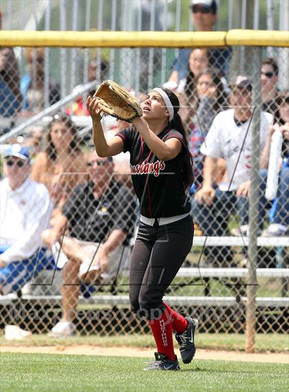 Thumbnail 2 in Venice vs. Arleta  (LA City Section D2 Final) photogallery.