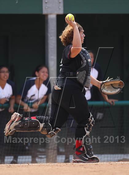 Thumbnail 3 in Venice vs. Arleta  (LA City Section D2 Final) photogallery.