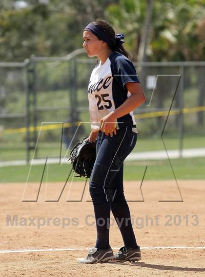 Thumbnail 1 in Venice vs. Arleta  (LA City Section D2 Final) photogallery.
