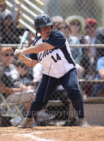 Thumbnail 3 in Venice vs. Arleta  (LA City Section D2 Final) photogallery.