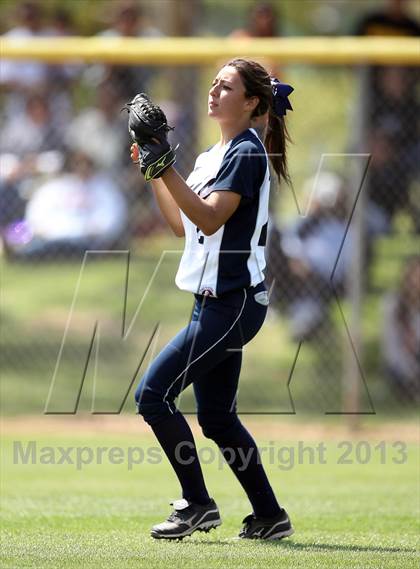 Thumbnail 3 in Venice vs. Arleta  (LA City Section D2 Final) photogallery.