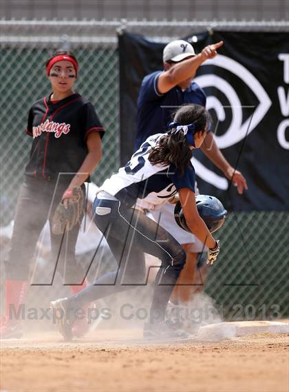Thumbnail 1 in Venice vs. Arleta  (LA City Section D2 Final) photogallery.