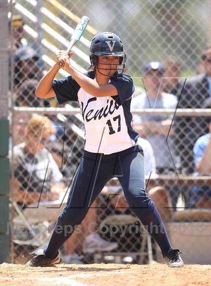 Thumbnail 2 in Venice vs. Arleta  (LA City Section D2 Final) photogallery.