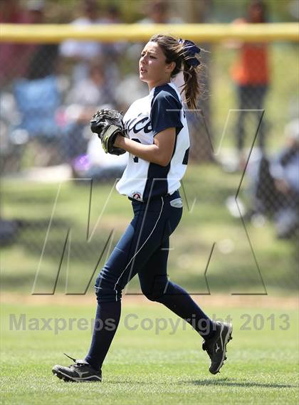 Thumbnail 1 in Venice vs. Arleta  (LA City Section D2 Final) photogallery.