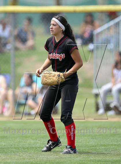 Thumbnail 1 in Venice vs. Arleta  (LA City Section D2 Final) photogallery.