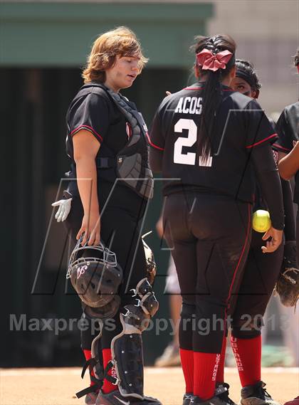 Thumbnail 2 in Venice vs. Arleta  (LA City Section D2 Final) photogallery.