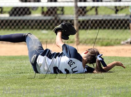 Thumbnail 3 in Venice vs. Arleta  (LA City Section D2 Final) photogallery.