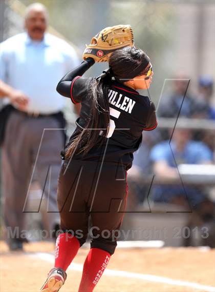 Thumbnail 2 in Venice vs. Arleta  (LA City Section D2 Final) photogallery.