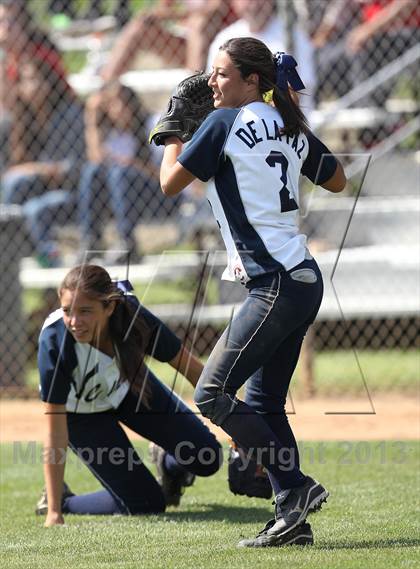Thumbnail 2 in Venice vs. Arleta  (LA City Section D2 Final) photogallery.