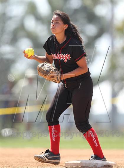 Thumbnail 2 in Venice vs. Arleta  (LA City Section D2 Final) photogallery.