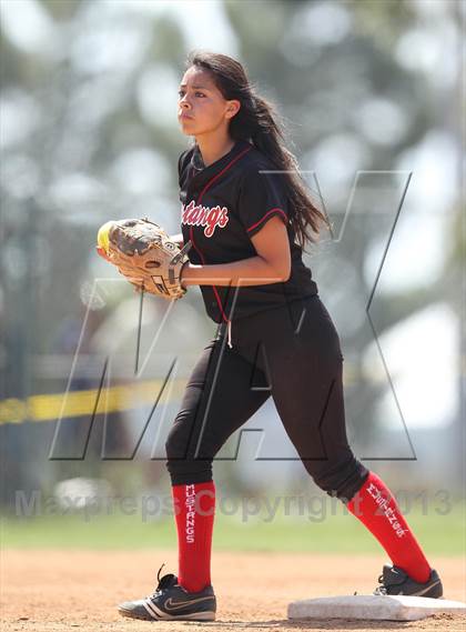 Thumbnail 3 in Venice vs. Arleta  (LA City Section D2 Final) photogallery.