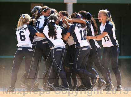 Thumbnail 2 in Venice vs. Arleta  (LA City Section D2 Final) photogallery.