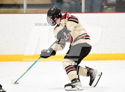 Thumbnail 2 in Loomis vs. Berkshire (Avon Christmas Classic 5th Place) photogallery.