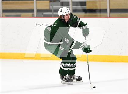 Thumbnail 3 in Loomis vs. Berkshire (Avon Christmas Classic 5th Place) photogallery.