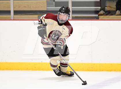 Thumbnail 2 in Loomis vs. Berkshire (Avon Christmas Classic 5th Place) photogallery.