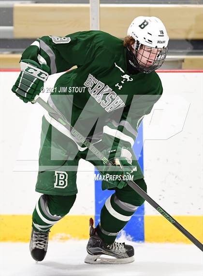 Thumbnail 1 in Loomis vs. Berkshire (Avon Christmas Classic 5th Place) photogallery.
