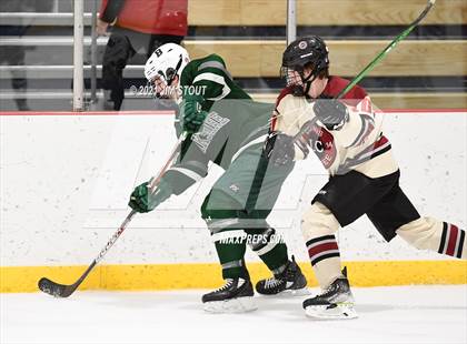 Thumbnail 3 in Loomis vs. Berkshire (Avon Christmas Classic 5th Place) photogallery.