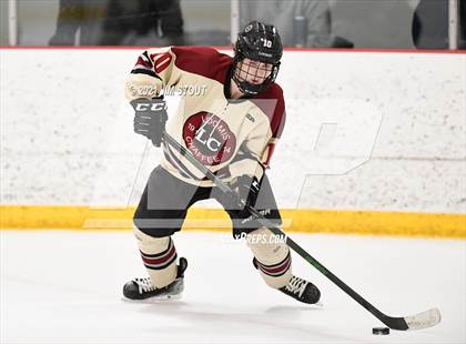 Thumbnail 1 in Loomis vs. Berkshire (Avon Christmas Classic 5th Place) photogallery.