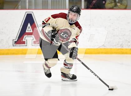 Thumbnail 3 in Loomis vs. Berkshire (Avon Christmas Classic 5th Place) photogallery.