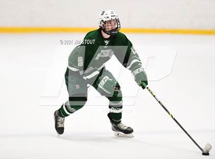 Thumbnail 2 in Loomis vs. Berkshire (Avon Christmas Classic 5th Place) photogallery.