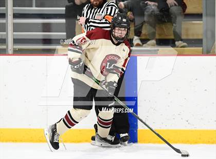 Thumbnail 2 in Loomis vs. Berkshire (Avon Christmas Classic 5th Place) photogallery.