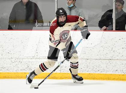 Thumbnail 1 in Loomis vs. Berkshire (Avon Christmas Classic 5th Place) photogallery.