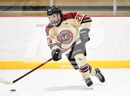 Thumbnail 2 in Loomis vs. Berkshire (Avon Christmas Classic 5th Place) photogallery.
