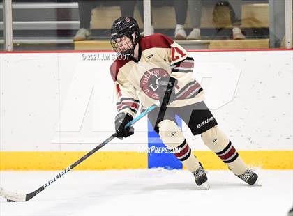 Thumbnail 1 in Loomis vs. Berkshire (Avon Christmas Classic 5th Place) photogallery.