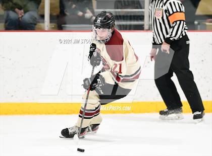 Thumbnail 1 in Loomis vs. Berkshire (Avon Christmas Classic 5th Place) photogallery.
