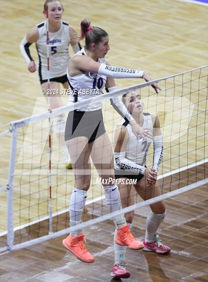 Thumbnail 2 in Resurrection Christian vs. Strasburg (CHSAA 3A 1st Round) photogallery.