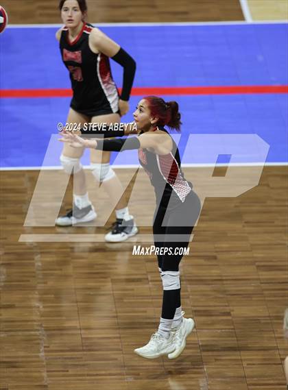Thumbnail 1 in Resurrection Christian vs. Strasburg (CHSAA 3A 1st Round) photogallery.