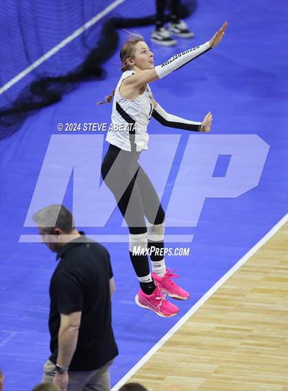Thumbnail 1 in Resurrection Christian vs. Strasburg (CHSAA 3A 1st Round) photogallery.