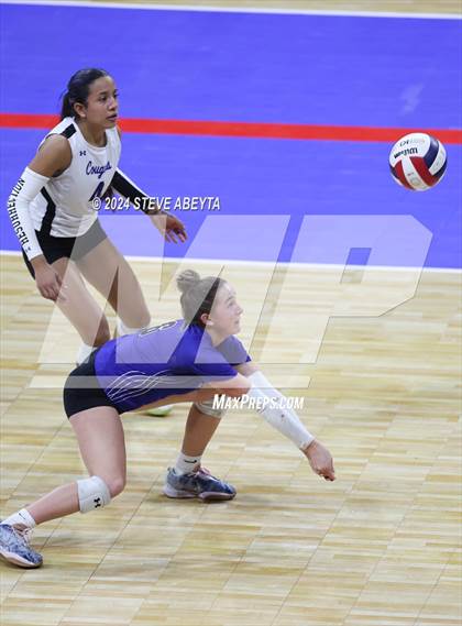 Thumbnail 1 in Resurrection Christian vs. Strasburg (CHSAA 3A 1st Round) photogallery.