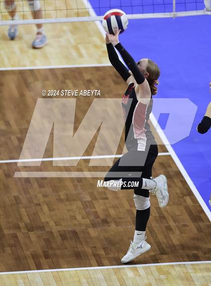 Thumbnail 3 in Resurrection Christian vs. Strasburg (CHSAA 3A 1st Round) photogallery.
