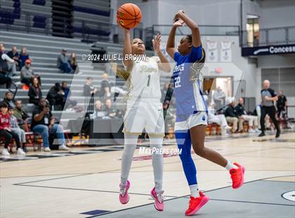 Thumbnail 2 in IMG Academy vs Grayson (Chipotle Nationals Semifinal) photogallery.