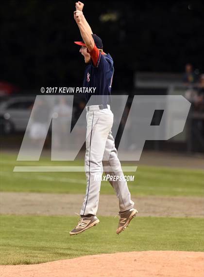 Thumbnail 3 in Foran vs. North Haven (CIAC Class L Final) photogallery.