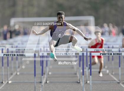 Thumbnail 1 in Porter Ridge High School Track Meet photogallery.