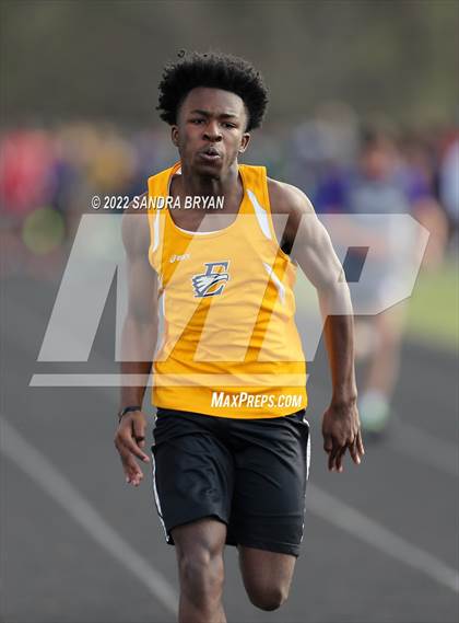 Thumbnail 3 in Porter Ridge High School Track Meet photogallery.
